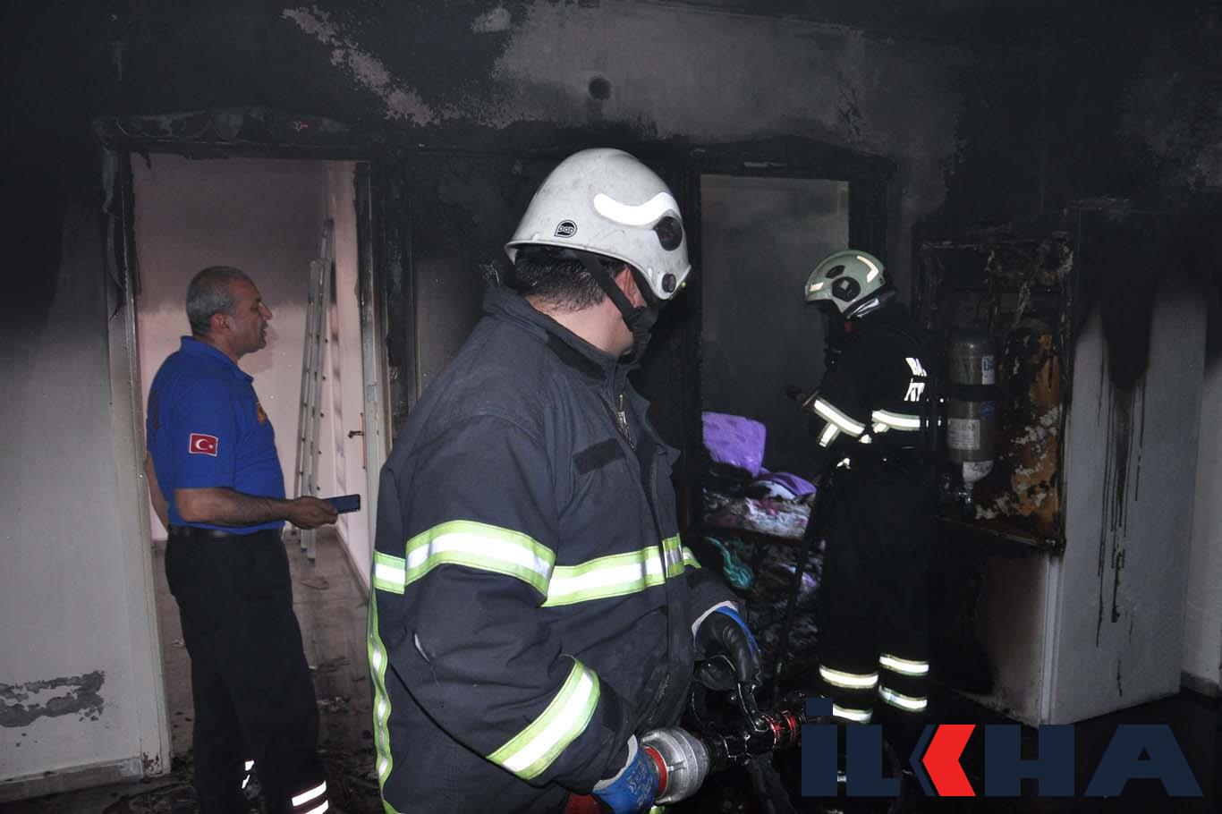 Uzmanından soba ve doğal gaz yangını ile zehirlenmelere karşı önemli uyarı! Uzmanından soba ve doğal gaz yangını ile zehirlenmelere karşı önemli uyarı!